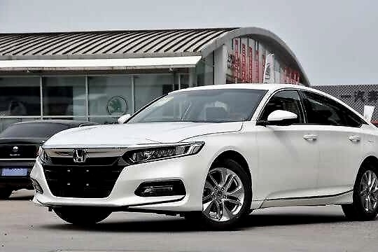 优惠1.2万元/赠送装饰 本田雅阁价格调查