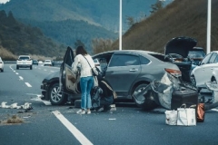 汽车跑偏怎么办？做完这点还不行，问题就严重了