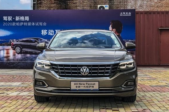 照样卖得很火，2020款帕萨特升级，看了没人不喜欢