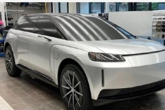 戴森电动车实车曝光！纯电续航近1000公里