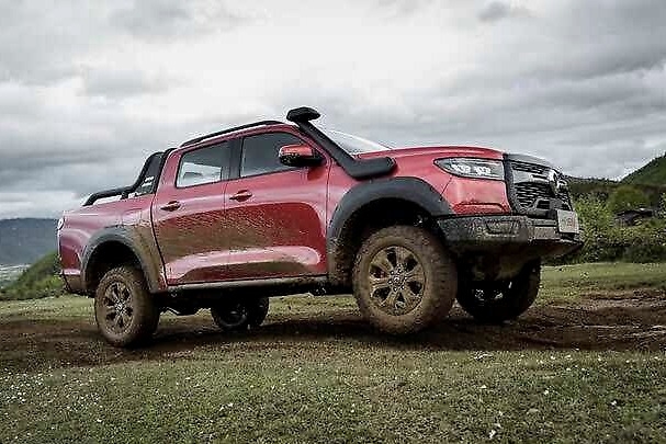 标配三把锁，坦克掉头，蠕行模式等，这样的越野炮香吗？