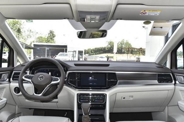 别克GL8都被比下去了，大众威然上市，是真有实力还是靠炒作？