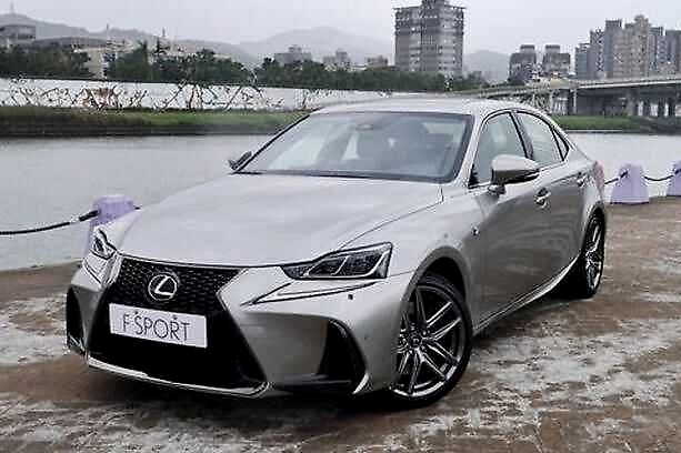 运动豪华全都要，5款标轴后驱盘点，第3位争议颇多，第5位直逼3系