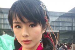 人民日报发文点名许可馨，文章被秒删