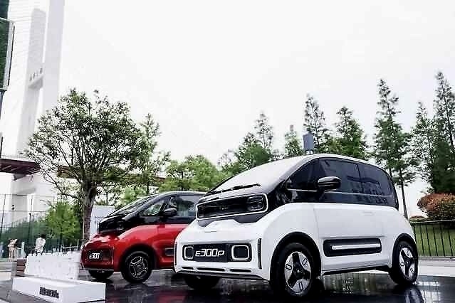 老年人代步车进步了 宝骏E300长这样 号称中国Kcar