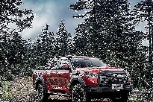 国产硬核皮卡，长城炮越野版上市，售价16.98万起