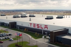 特斯拉纽约工厂一员工确诊新冠 停产或面临超4000万美元罚款