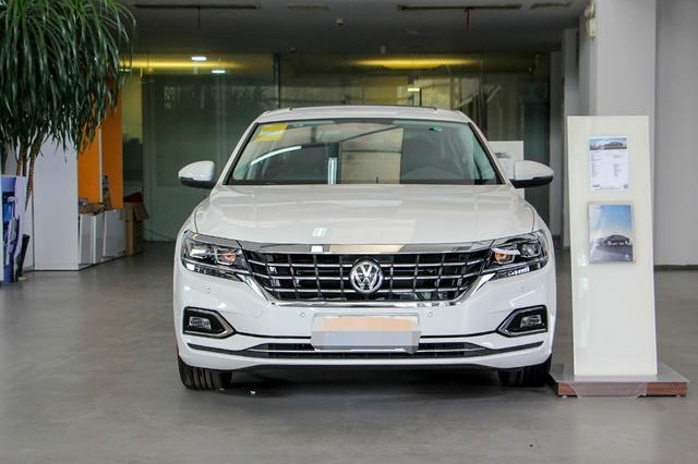 宜商宜家，还搭载智慧车联，2020款帕萨特真是物超所值