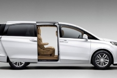 堪称“中国版埃尔法”，传祺GM8能成为自主高端MPV的“大师”吗？