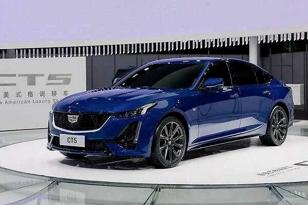 上市时价格坚挺一分不降，如今最高降10万，二线豪车水分这么大？