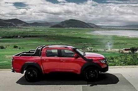 终于有一款国产越野皮卡上市了，20万就可以拿下！