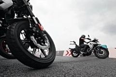 政协委员涂建华：解除摩托车消费限制，调整税率