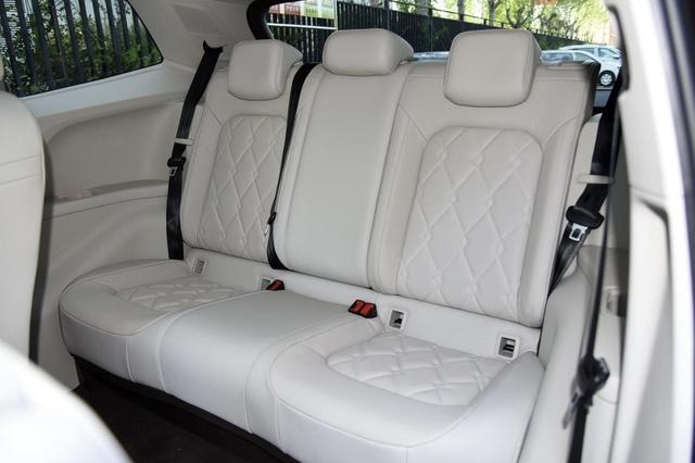 不减配的合资车，上汽大众40万的威然，看配置就比美系车良心