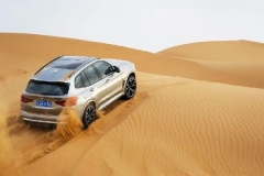 试驾宝马X3 M/X4 M雷霆版：心有雷霆 力拔千钧