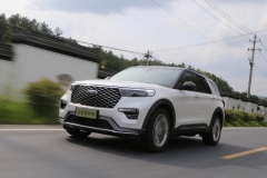 试驾长安福特探险者：这是真正的全家快乐车