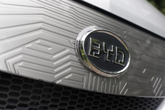 传比亚迪在英国建电池厂供应捷豹路虎 考虑合作开发电力驱动系统