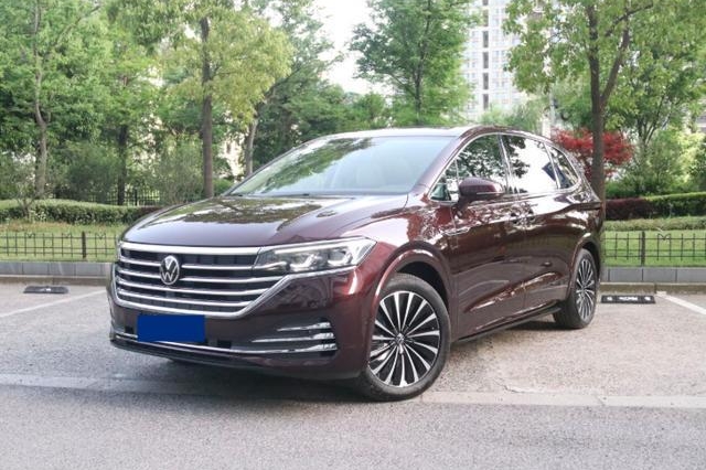 这款车长超过5米3的高端MPV，顶配仅售39.98万，全面超越GL8