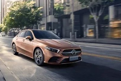 堪称“最便宜的”入门级豪车，2.0T压榨出190马力，开出去很有面子