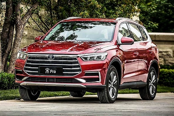 比亚迪成功了，车宽1米86，四轮独悬 + 160马力，这车又是月销过万