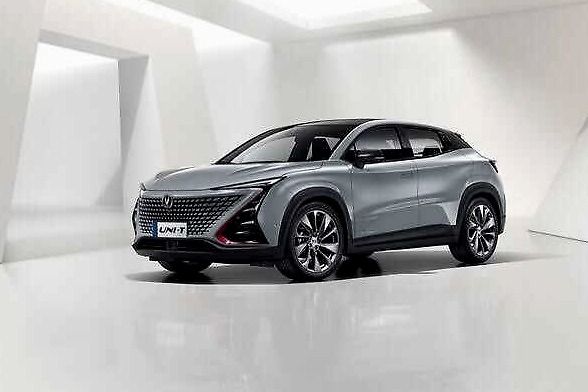 看脸这么重要？预售20天订单11693台，长安UNI-T火了