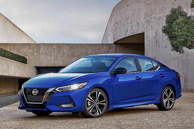 国内百万家庭都选择它，1.6L+CVT配“大沙发”关键还省油