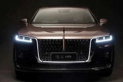 气场不输劳斯莱斯，叫板奔驰E级，红旗H9能成为自主豪华标杆吗？