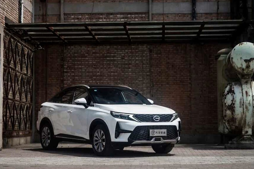 广汽传祺GS4：在起跑前，记得绷紧肌肉并拱起后背