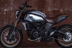 49800元？经销商集体爆料春风即将上市的CL700X复古售价