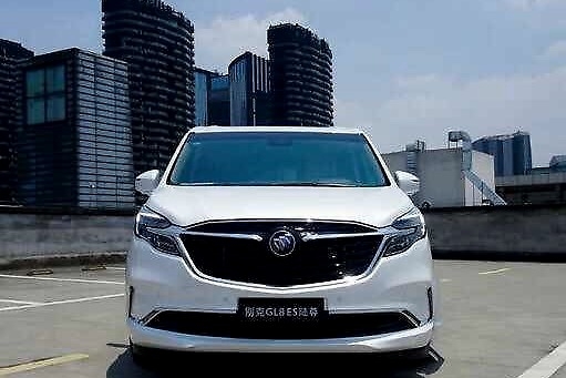 “大哥”还是你大哥，配可变缸发动机，第二排依旧商务，试驾GL8