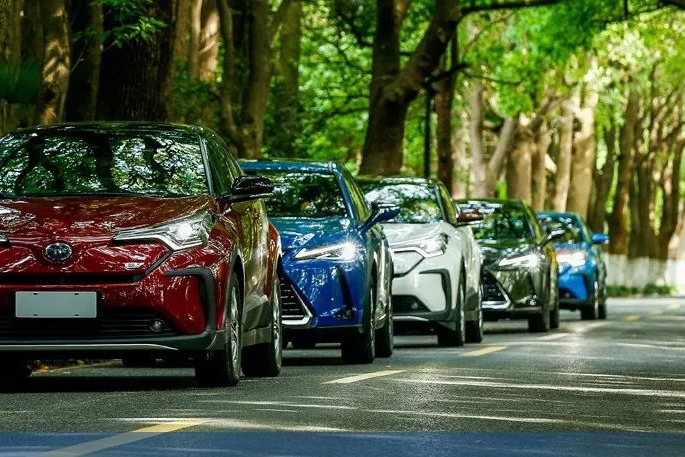 CO2排放降低90% 建立电池回收体系 丰田纯电动不是“革命”而是“延续”|汽车预言家