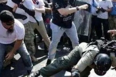 将黑人全部赶出去！大批白人加入游行，暴乱直接变成“内战”