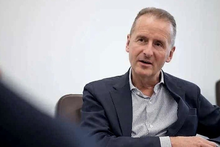 逼得“德国宫斗戏”立场统一 迪斯真的是大众背锅侠？