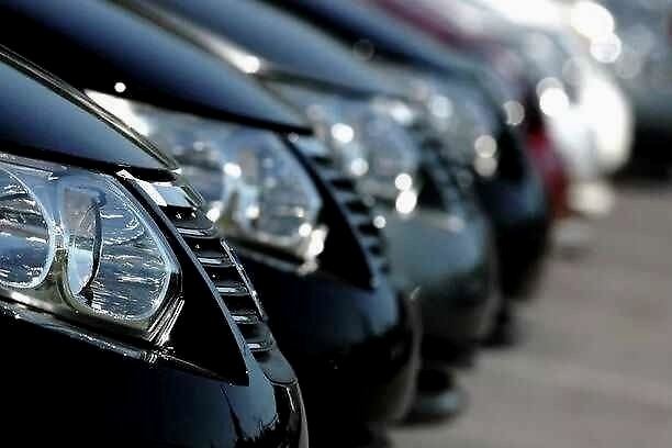 15家车企占了78.7%份额，优势品牌纷纷增长，这些品牌却滑向深渊