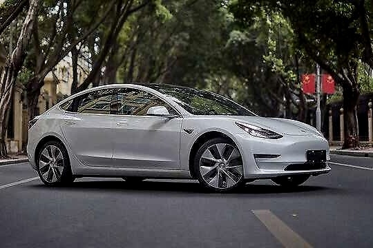 补贴后35万内，特斯拉害怕的对手至少有3个