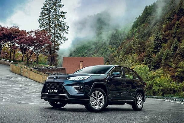 兼顾科技感与实用性，丰田威兰达和本田皓影两款混动SUV怎么选？