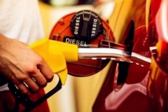 突破地板价40美元，油价将迎来今年最大涨幅！赶紧去加油吧