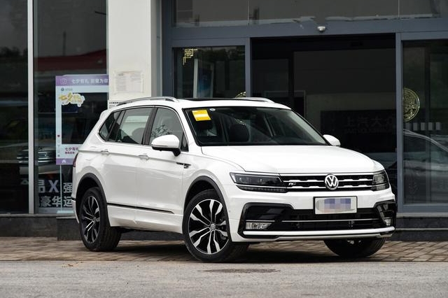 丰田汉兰达被虐惨，途观L下手太狠，消费者选来选去还是选了它