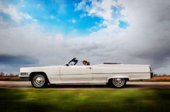 20年前的进口帝威，当年售价百万叫板7系，如今只剩车牌值钱