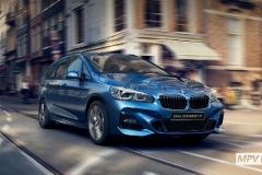 埃尔法威尔法需要纠结吗？二孩家庭又该如何选择？|帮你选MPV