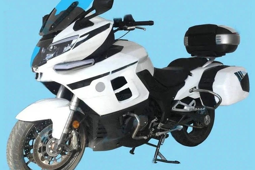 钱江贝纳利三缸公升级巡航1200更多细节曝光，配无钥匙启动