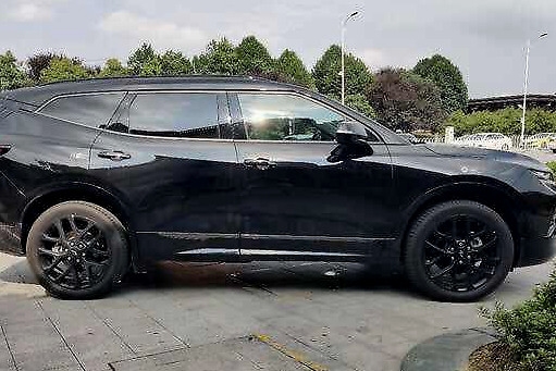 试驾雪佛兰开拓者RS，实车比照片更酷炫，跑车风内饰太战斗了