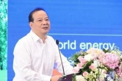 16年跑200万公里够不？宁德时代：车废了电池还能用