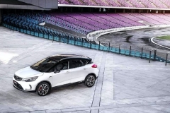 新款帝豪GS正式上市 外观配置小幅调整 售价7.78万元起