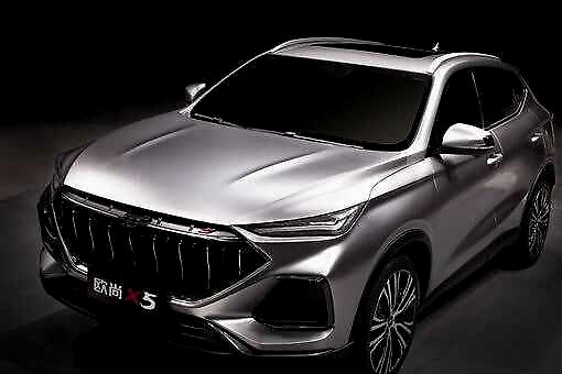 长安欧尚X5首发，高颜值、强动力，这一届年轻人真有福气