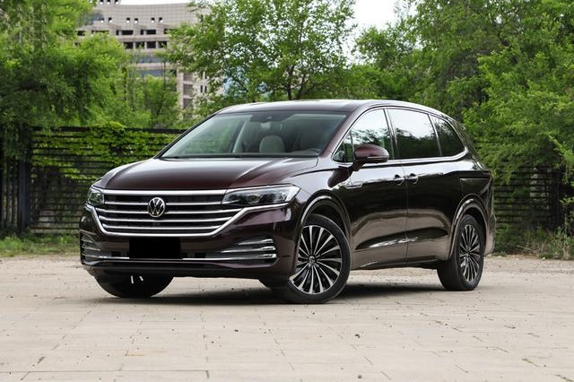 比法系车还良心，顶配还不到40万，上汽大众威然能比得上头等舱？