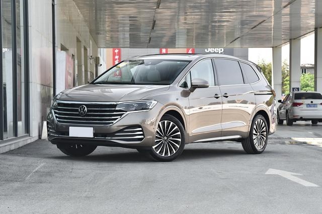 比AT还好的双离合，上汽大众威然40万内上顶配，开大车也带感？