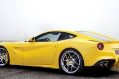 原来汽车也这么“好色”，这几款车型能“色”到你心里