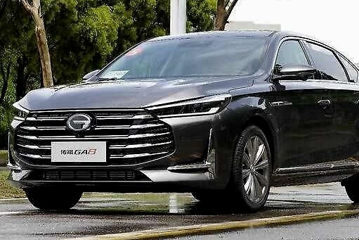 试驾传祺GA8：说中国品牌轿车不行的，那是因为你还没开过它！