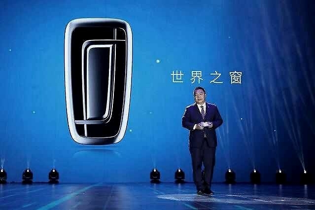 国产车高端化，从改车标开始