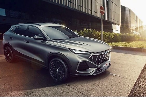 长安欧尚X5重庆车展首秀 主打8-12万元市场 对标哈弗F5&帝豪GS！